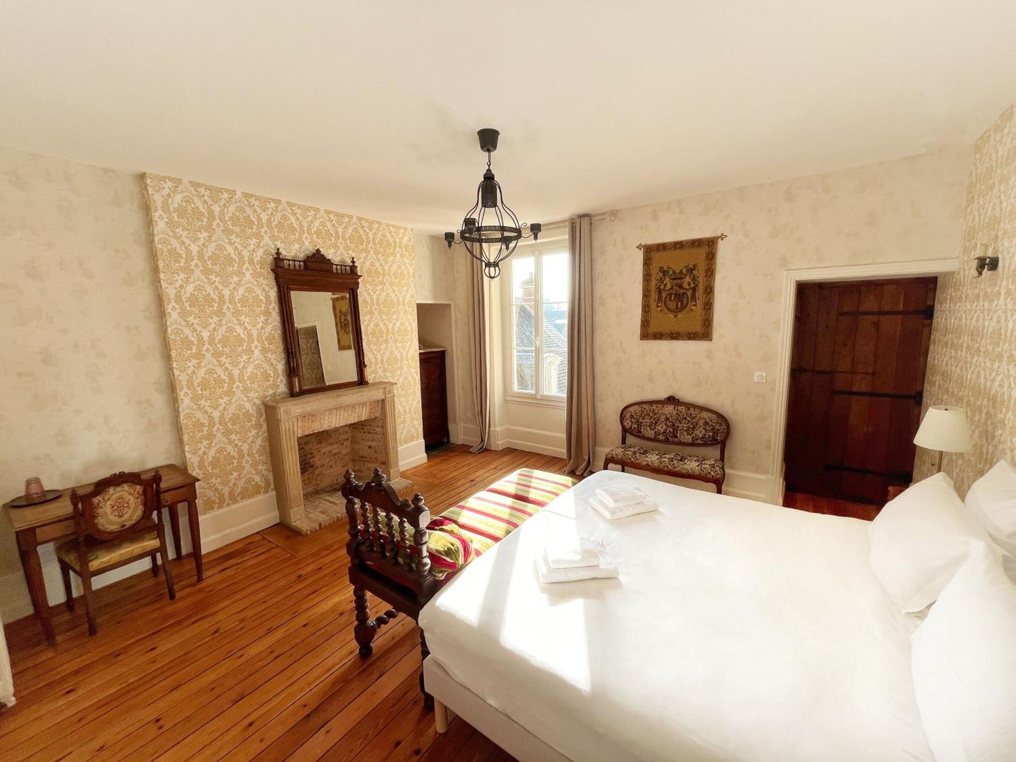La Maison Voyage Bed And Breakfast Onzain Exterior foto